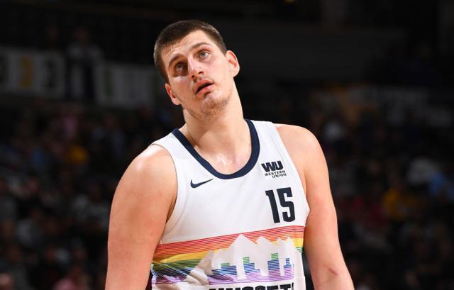 世界冠军是 世界冠军是