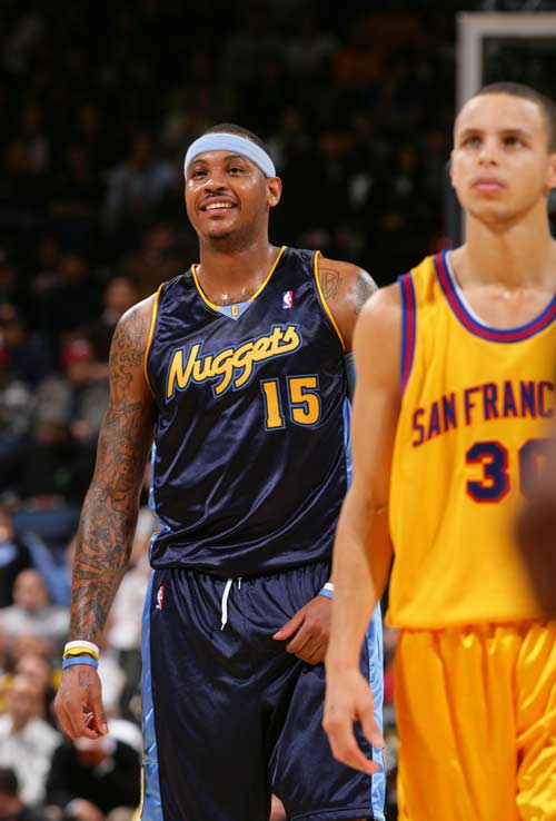 中笑得像邻 中笑得像邻