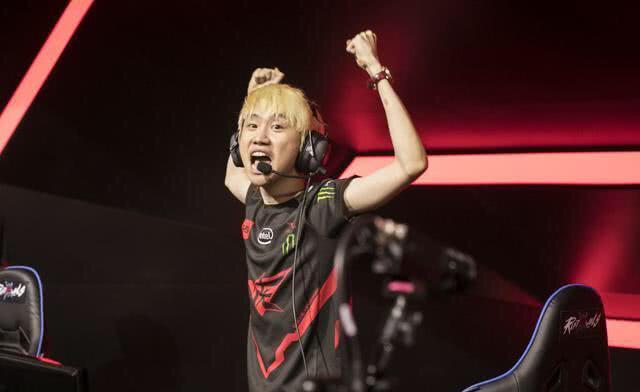 了多方面原 了多方面原